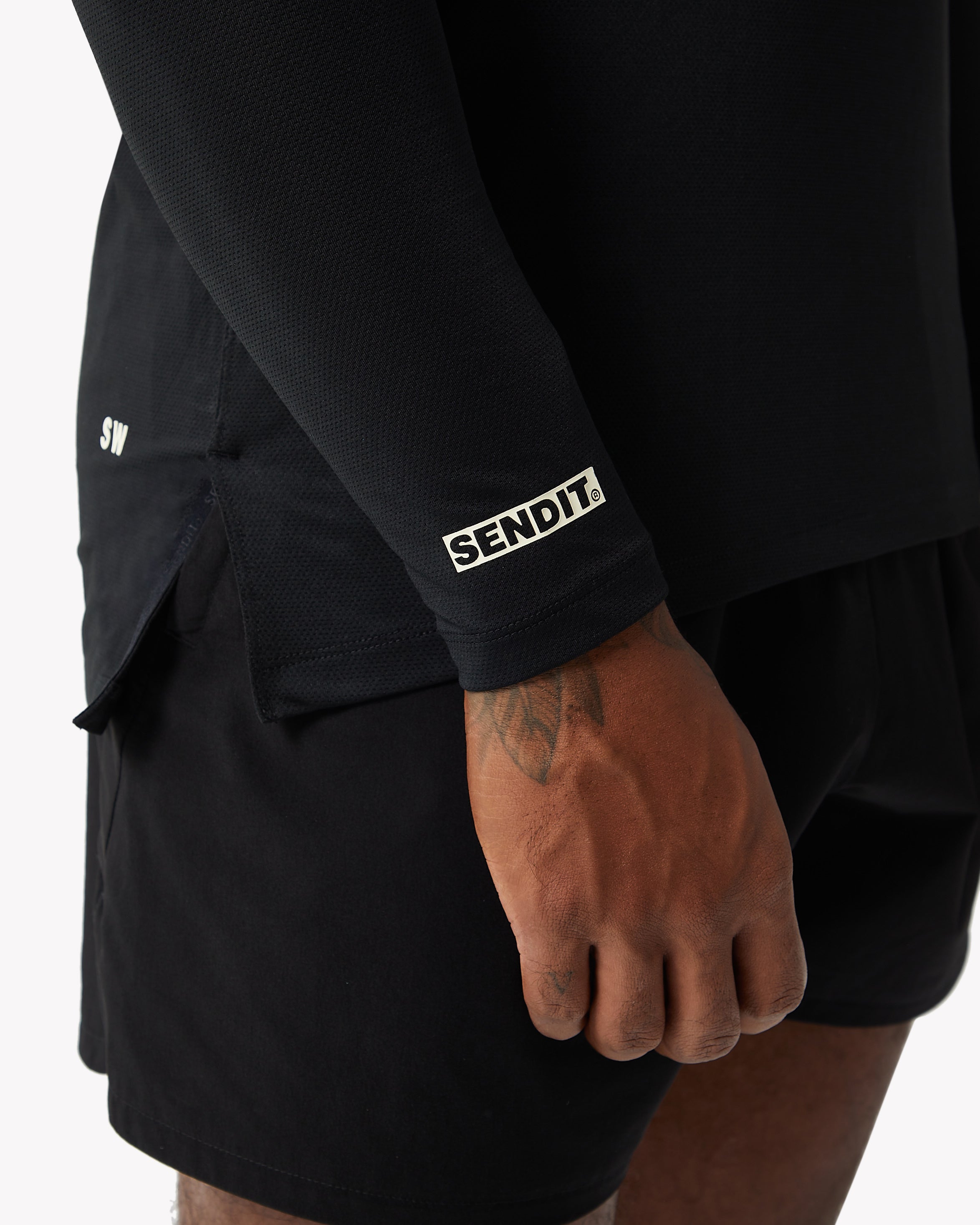 Aero Long Sleeve Onyx