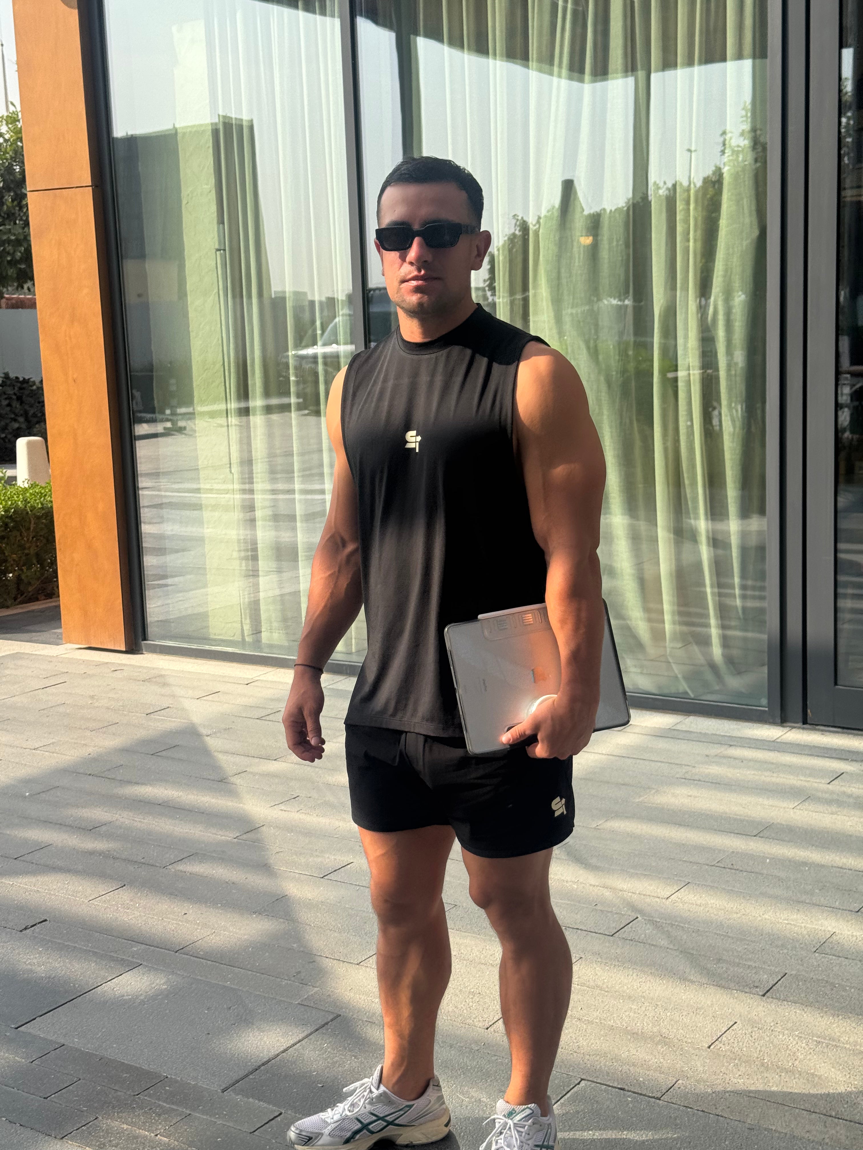 Aero Onyx Vest