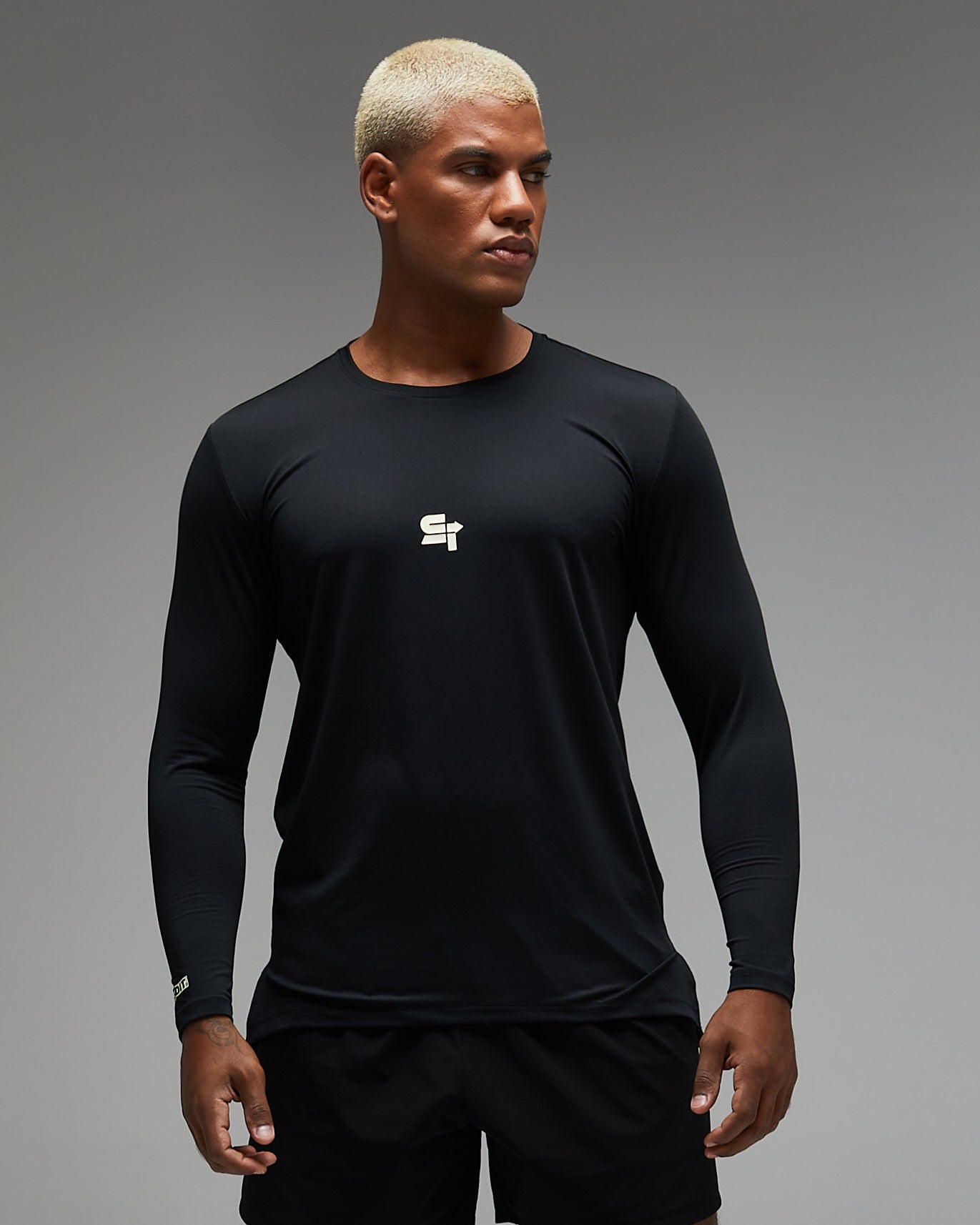 Aero Long Sleeve Onyx