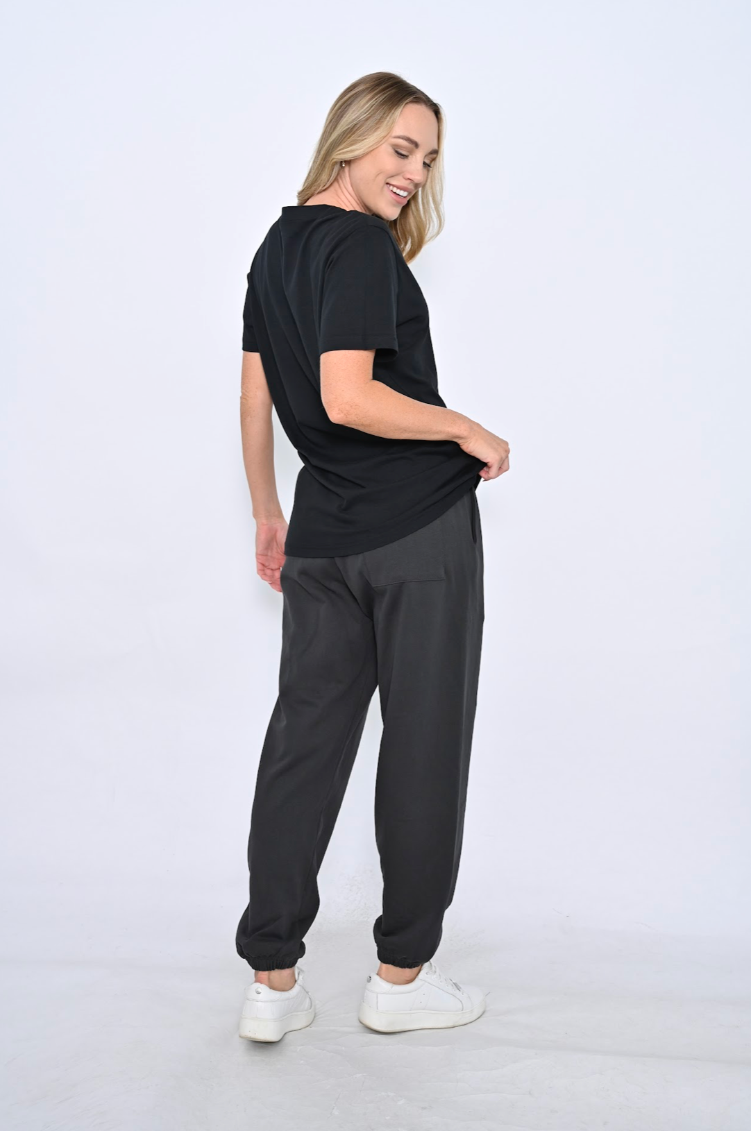 SEND IT® WARMUP TEE - BLACK